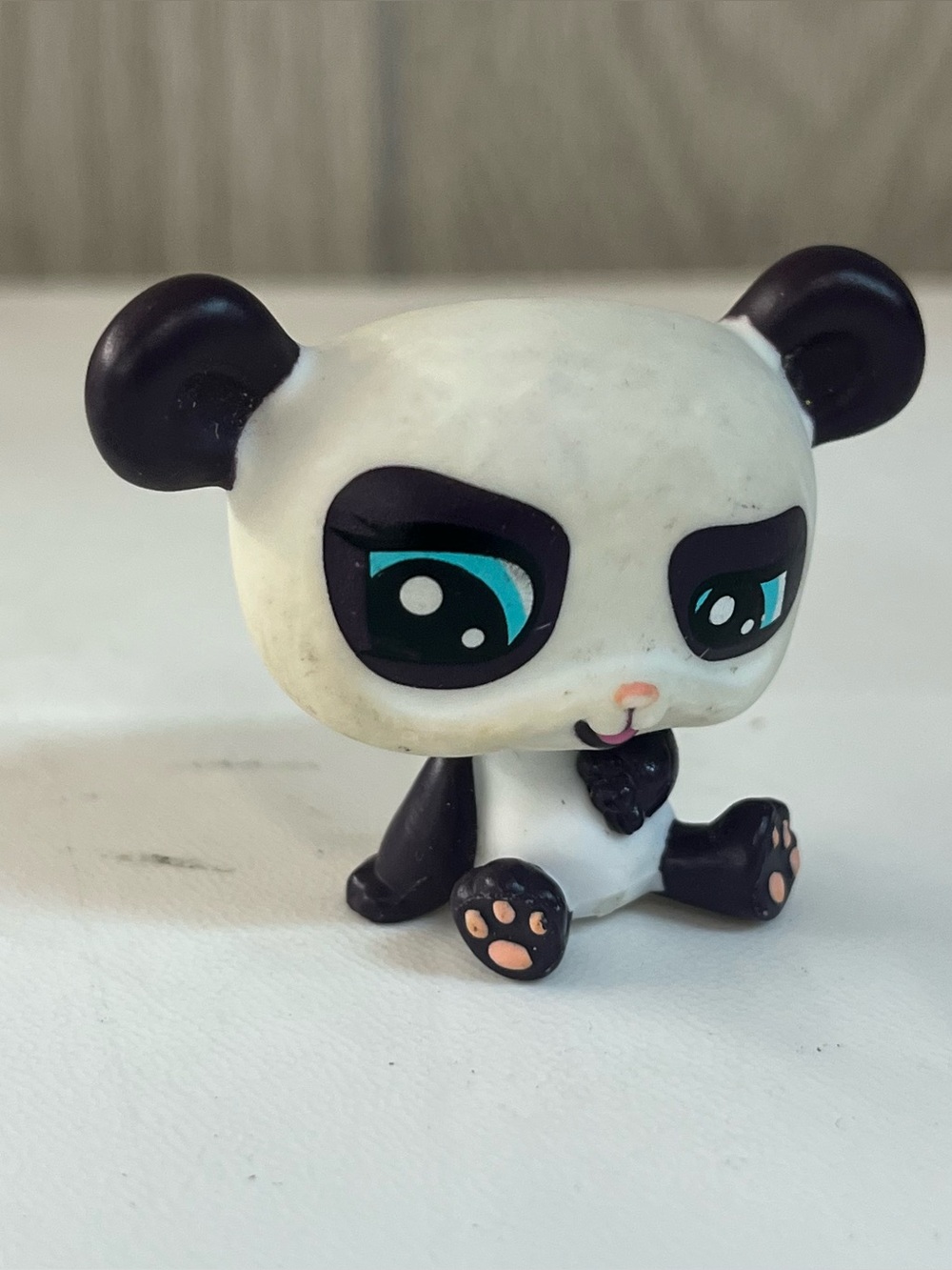 Littlest Pet Shop Lps  #1413 Panda Bear White Purple Crazy Blue Eyes Hasbro